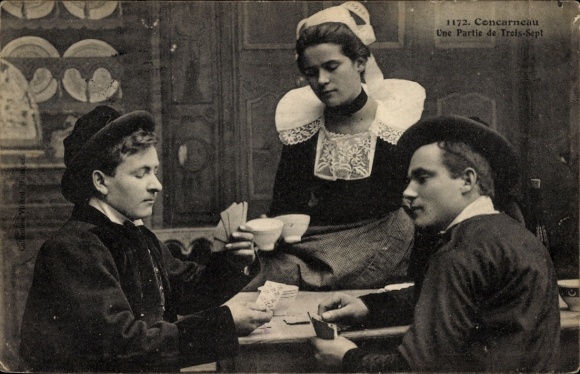 PC Concarneau Finistère, men playing cards, traditional costumes