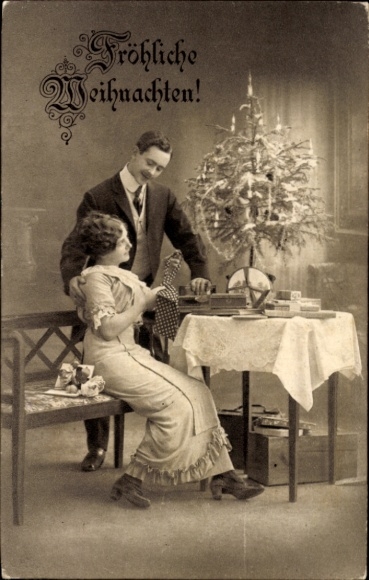 Postcard Congratulations Christmas, loving couple, Christmas tree