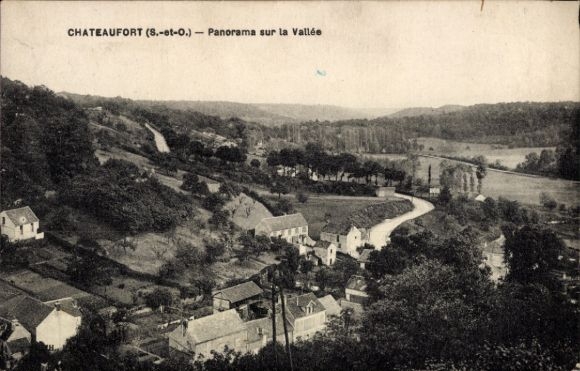 Postcard Châteaufort Yvelines, panoramic view of the Valleé, beautiful landscape, houses, hills
