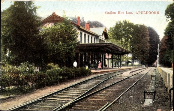 PC Apeldoorn Gelderland, Het Loo, train station
