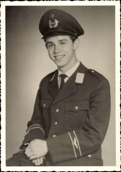 Photo soldier of the Bundeswehr in uniform, Luftwaffe, pilot