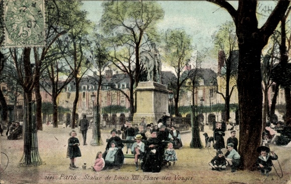 Ak Paris III, Place des Vosges, standbeeld van Lodewijk XIII