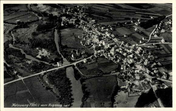 Ak Katzwang Nürnberg in Mittelfranken, Luftaufnahme von  Jahr 1939, ländliche Umgebung, Dorfansic