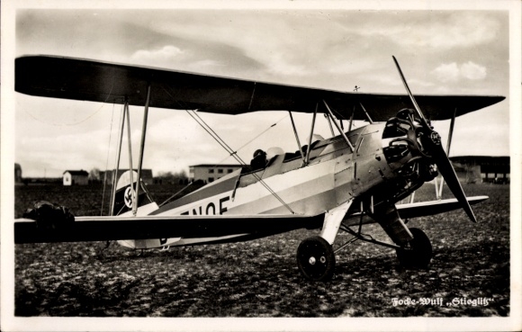 Postcard German Air Force, Focke Wulf Stieglitz, aircraft before takeoff
