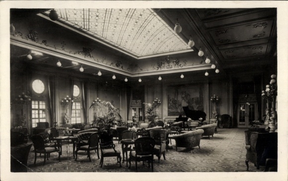 Postcard Norddeutscher Lloyd Bremen, D. Columbus, 1st Class Great Social Hall
