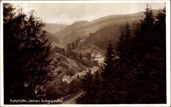 KP Katzhütte w Schwarzatal, panorama doliny, las