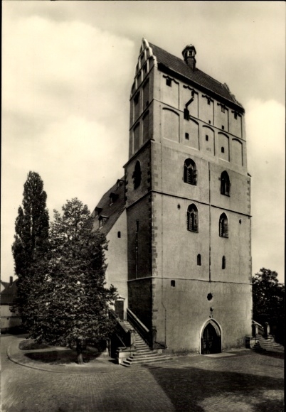 Ak Borna in Sachsen, Evangelische Luth. Stadtkirche,   Architektur.