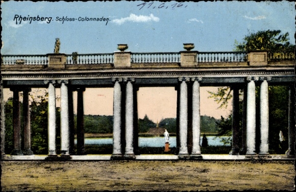 Postcard Rheinsberg in der Mark, castle colonnades, columns, park landscape