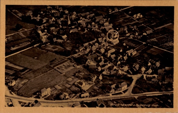 Postcard Groß Berkel Aerzen, aerial photograph of the town, houses