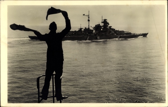 PC German warship, battleship of the Bismarck class, beckoning, Kriegsmarine