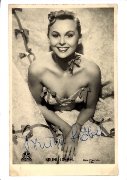 Ak Schauspielerin Bruni Loebel, Portrait, FBZ Verlag, Autogramm