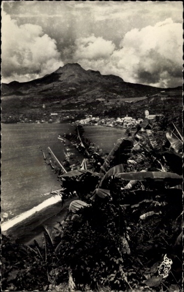 Ak Saint Pierre Martinique, Panorama, Montagne Pelée