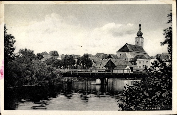 Ak Pressath in der Oberpfalz, Flusspartie mit Brücke, Kirche, Wohnhäuser