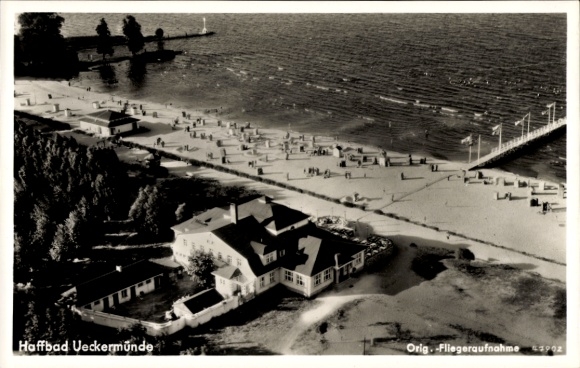 KP Ueckermünde w Pomorzu Przednim, Haffbad oryginalne zdjęcie, plaża, woda, budynki