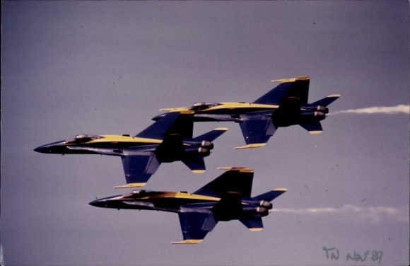 Artist Postcard American fighter planes in formation flight, Blue Angels