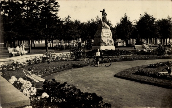 KP Estonia, park, pomnik