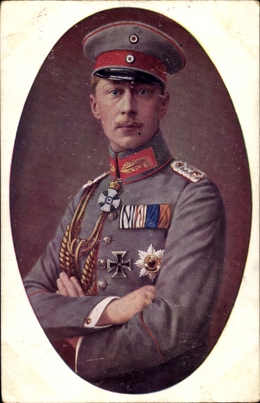 Postcard Crown Prince Wilhelm of Prussia, portrait in uniform, Iron Cross
