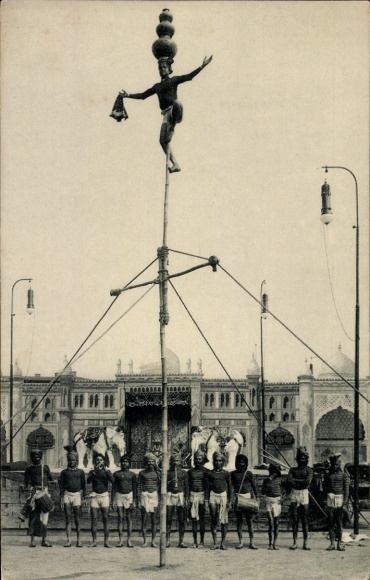 Ak Gustav Hagenbeck's grösste indische Völkerschau der Welt, Artisten