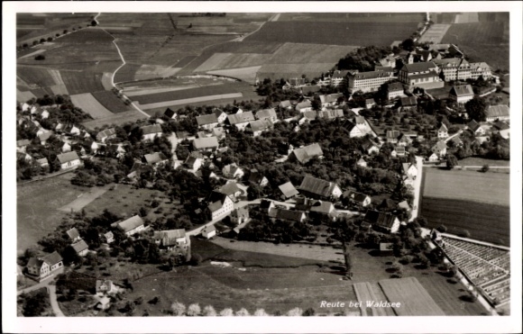 Postcard Reute Bad Waldsee in Upper Swabia Württemberg, aerial photograph