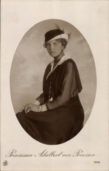 Postcard Adelheid of Saxe Meiningen, wife of Prince Adalbert, portrait, NPG 5418