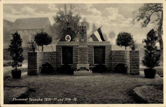 Ak Tauscha Penig in Sachsen, Ehrenmal 1870-1871 und 1914-1918