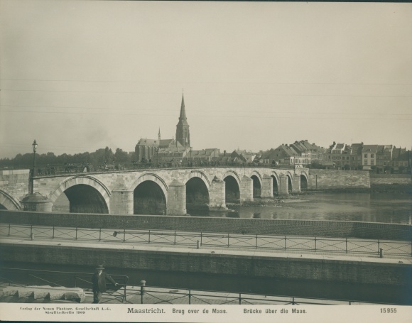 Photo Maastricht Limburg Netherlands, Brug over de Maas, Bridge over the Maas, NPG 15955