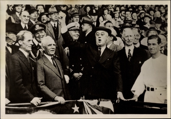 Photo Postcard Poland, Pol. III. Q. Men, politicians, officers