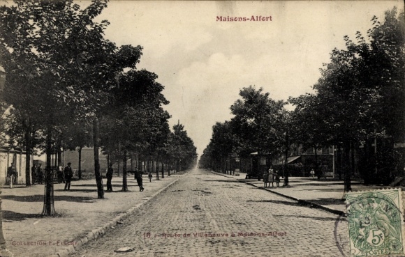 Postcard Maisons Alfort Val de Marne, Route de Villeneuve