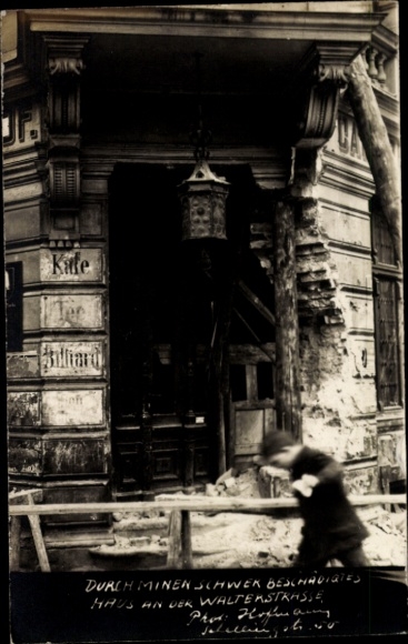 Foto Ak München, durch Minen schwer beschädigtes Haus an der Walterstraße, 1919