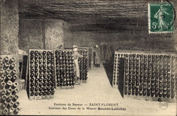 PC Saint Hilaire Saint Florent Maine et Loire, Caves Bouvet Ladubay, interior
