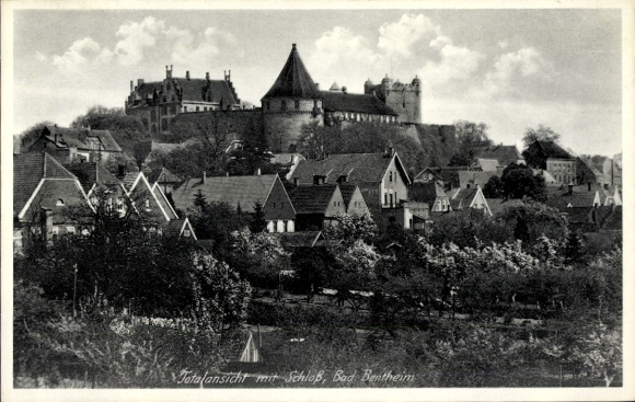 Ak Bad Bentheim in Niedersachsen, Totalansicht, Schloss, Gebäude, Wohnhäuser
