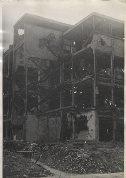 Original Foto Berlin Wilmersdorf, Landhausklinik in der Landhausstraße, um 1946, ca. 12 x 17 cm