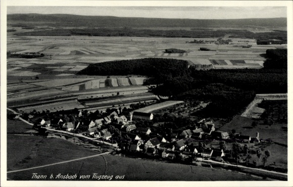 Ak Thann (bei Ansbach) Bechhofen Mittelfranken, Fliegeraufnahme