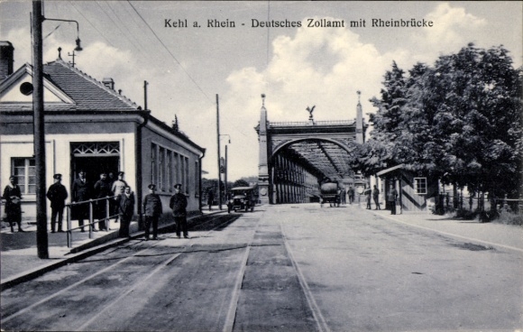 Postcard Kehl am Rhein, German Customs Office with Rhine Bridge