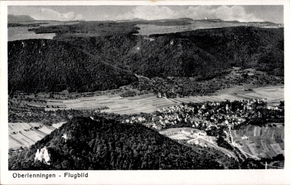 Postcard Oberlenningen Lenningen in Württemberg, aerial view of green hills, village view