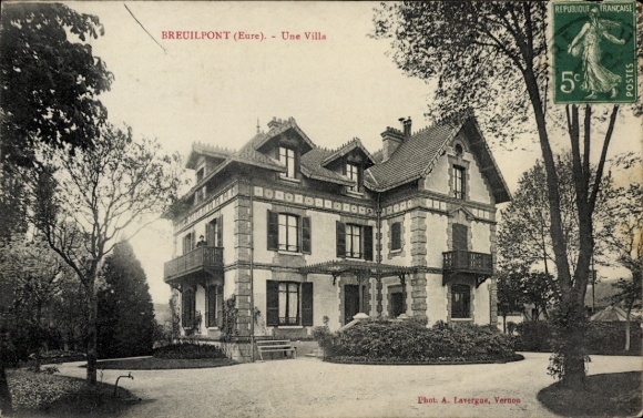 Ak Breuilpont Eure, Eine Villa,  hübsches Gebäude, Bäume, 