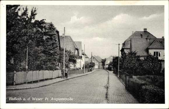 Postcard Elsfleth in the Oldenburger Land, Fr. August Straße, residential buildings