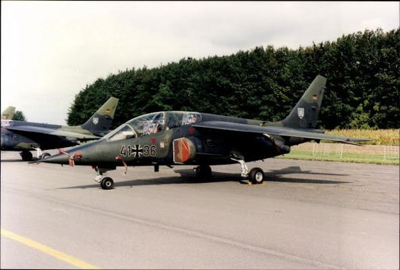 Set von 100 Fotos Flugzeuge und  Hubschrauber