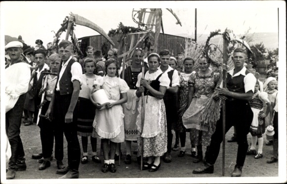 Foto Kleinneuschönberg Olbernhau im Erzgebirge, Erntdankfest, Gruppenbild