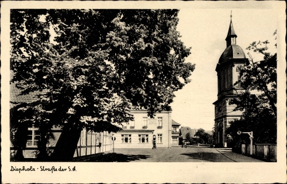 Ak Diepholz in Niedersachsen, Straße der SA, Blick zur Kirche