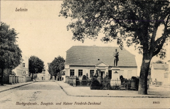 Postcard Kloster Lehnin in Brandenburg, main street with Kaiser Friedrich monument