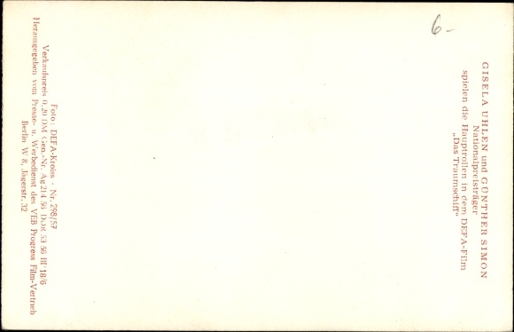 Postcard actress Gisela Uhlen and actor Günther Simon, Das Traumschiff, DEFA