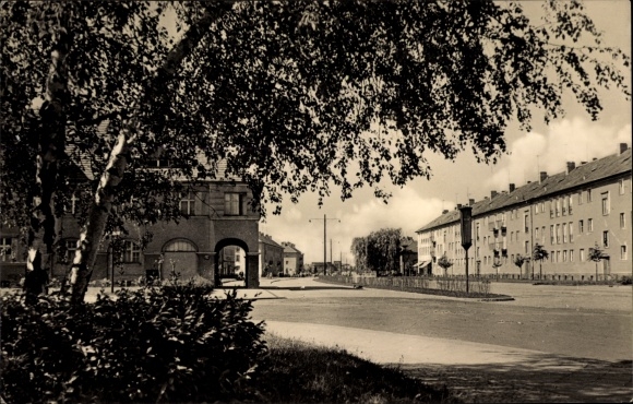 Ak Guben in Neder-Lausitz, zicht op de Karl Marx Strasse