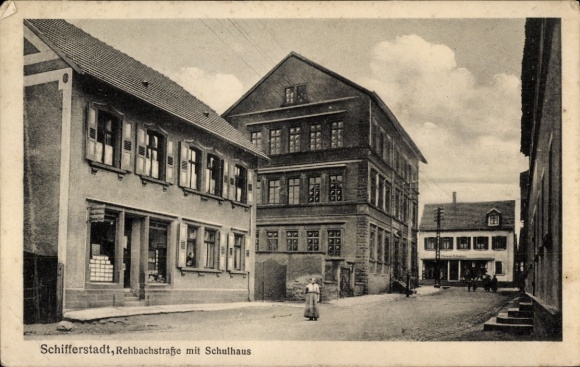 Postcard Schifferstadt in der Pfalz, Rehbachstraße, schoolhouse