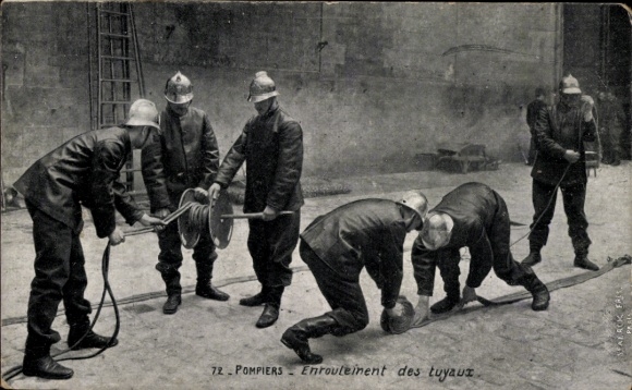 CPA Pompiers, Enroulement des tuyaux