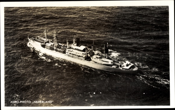 Ansichtkaart SS Salatiga, Koninklijke Rotterdamsche Lloyd, luchtfoto