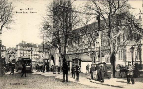 Ak Caen Calvados, La Place Saint Pierre