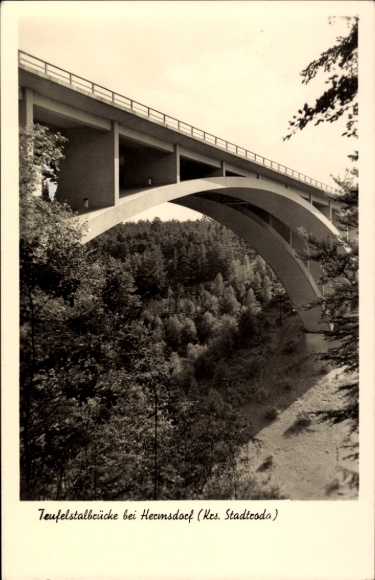 Postcard Hermsdorf Thuringia, Teufelstal Bridge