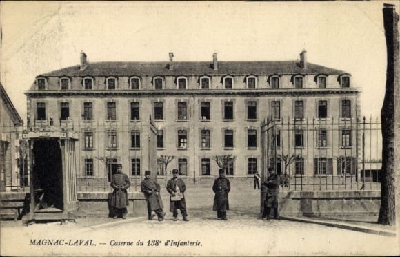 Ak Magnac Laval Haute Vienne, Kaserne