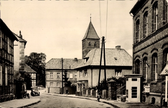 Postcard Diesdorf in Saxony Anhalt, Old houses and church in Poststraße